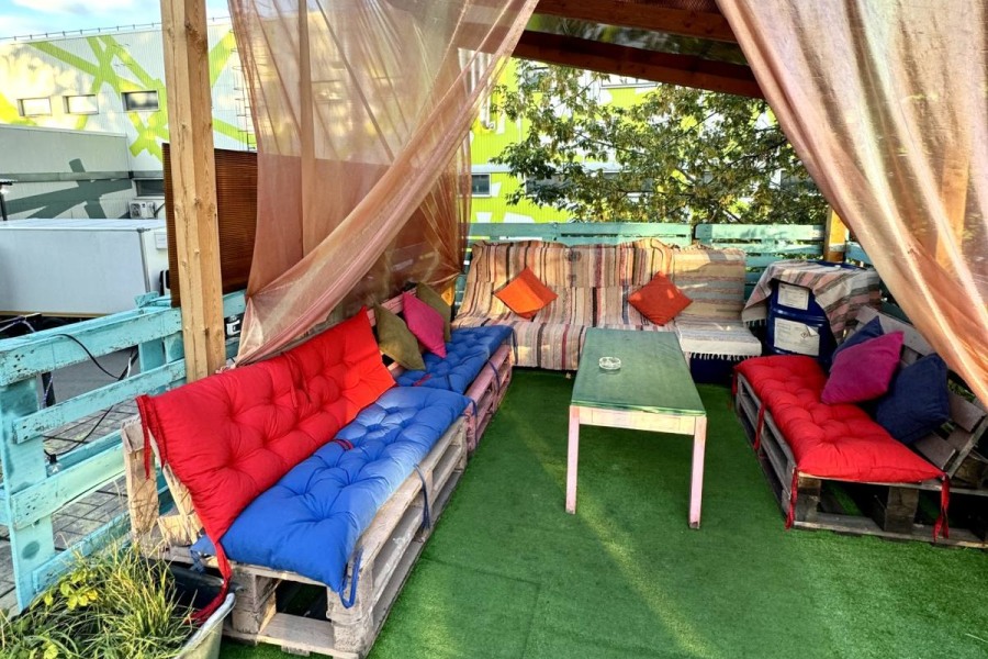 Миниатюра 1